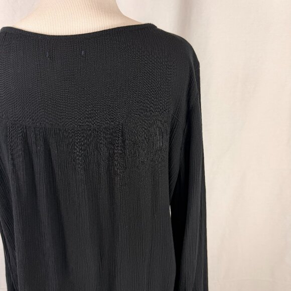 Gap Women's Boho Flowy style Long Sleeve Top | Black w/ Front Detail | Medium | - Picture 6 of 9